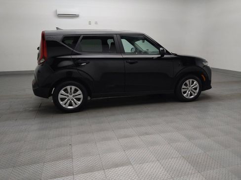 Used 2021 Kia Soul LX FWD image 10