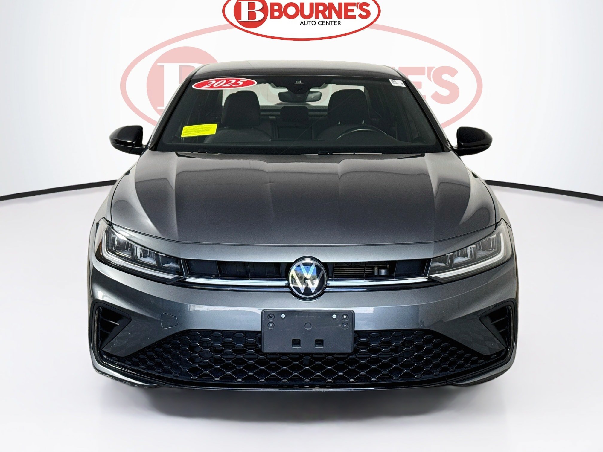 Used 2025 Volkswagen Jetta Sport FWD image 5