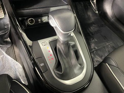 Certified 2021 Kia Forte GT-Line FWD image 10