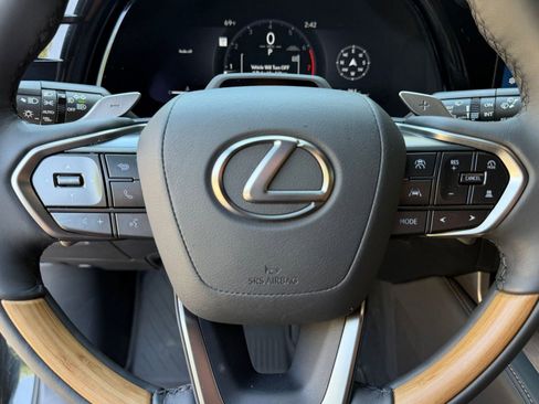 Certified 2026 Lexus RX 350 Premium w/ Convenience Package AWD/4WD image 16