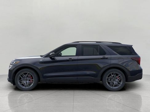 Used 2026 Ford Explorer ST-Line w/ ST-Line Street Pack AWD/4WD image 4
