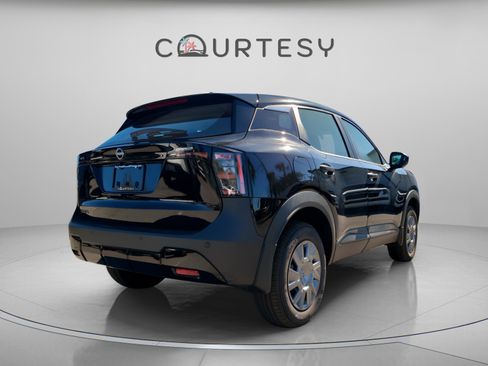 New 2026 Nissan Kicks S image 4