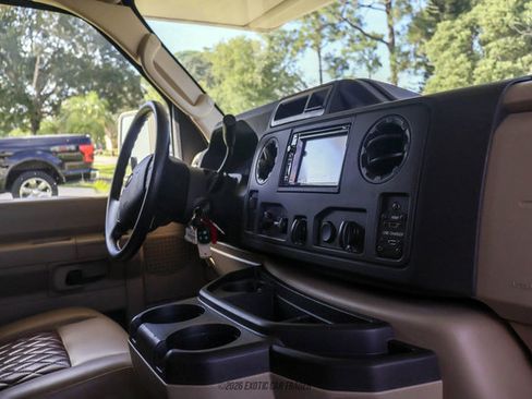 Used 2017 Ford E-450 and Econoline 450 Super Duty w/ Motorhome Prep Package RWD image 28