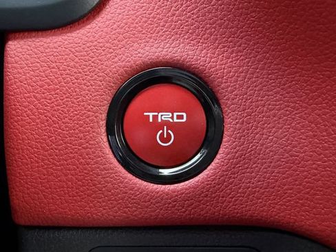Used 2025 Toyota Sequoia TRD Pro AWD/4WD image 20