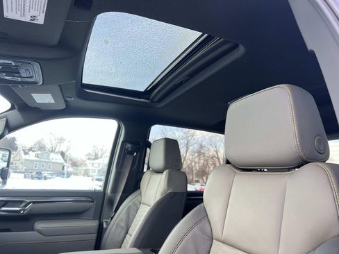 New 2026 Chevrolet Silverado 2500 ZR2 w/ LPO, Dark Essentials Package image 15