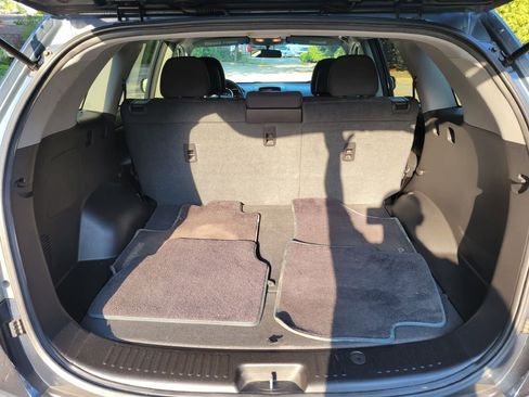 Used 2011 Kia Sorento LX image 12