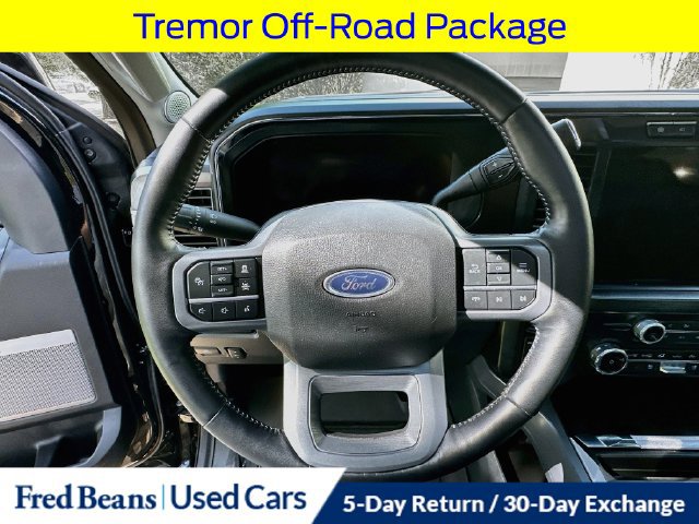 Used 2024 Ford F250 Lariat w/ Lariat Ultimate Package AWD/4WD image 14