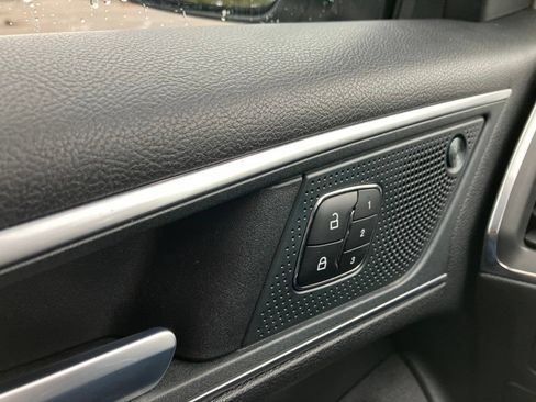 Used 2024 Ford Edge Titanium AWD/4WD image 14