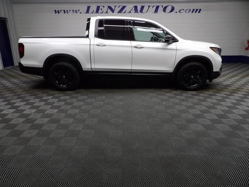 Used 2023 Honda Ridgeline Black Edition image 2