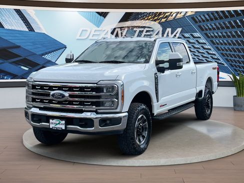 Used 2023 Ford F250 Lariat w/ Tremor Off-Road Package AWD/4WD image 3