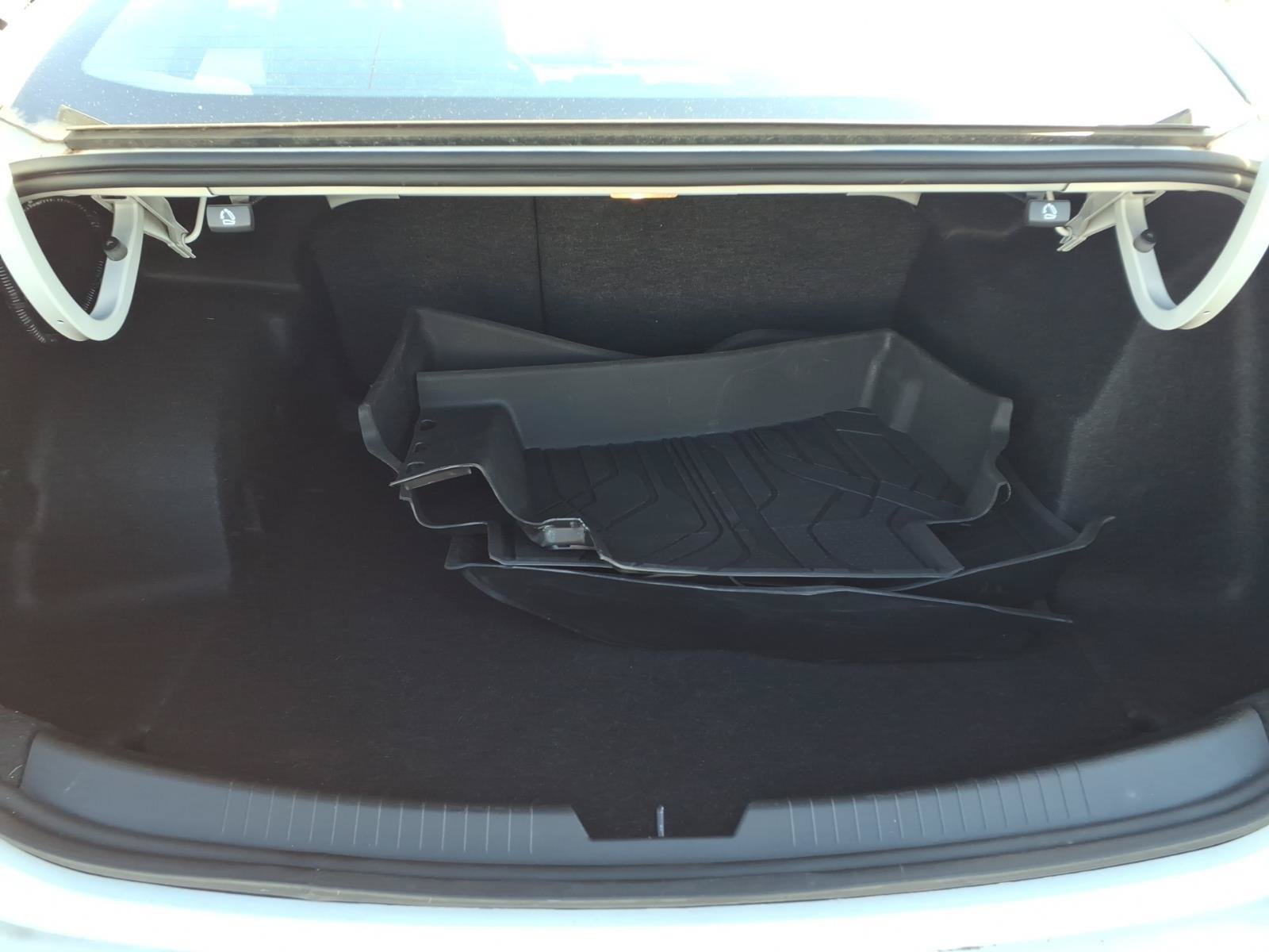 Used 2023 Chevrolet Malibu LT FWD image 29