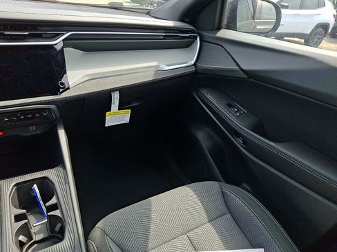 New 2026 Jeep Cherokee Laredo AWD/4WD image 12