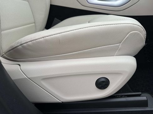 Used 2021 Mercedes-Benz GLE 350 4MATIC image 13