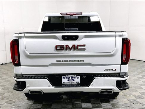 Used 2022 GMC Sierra 1500 AT4 w/ AT4 Premium Package image 4