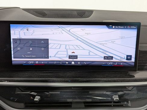 Certified 2024 BMW X5 xDrive40i w/ M Sport Package image 23