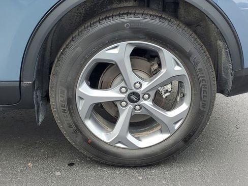 Certified 2025 Ford Escape ST-Line w/ Tech Pack #1 AWD/4WD image 8