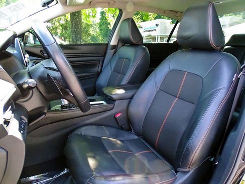 Used 2020 Nissan Altima 2.5 SR w/ Premium Package FWD image 14
