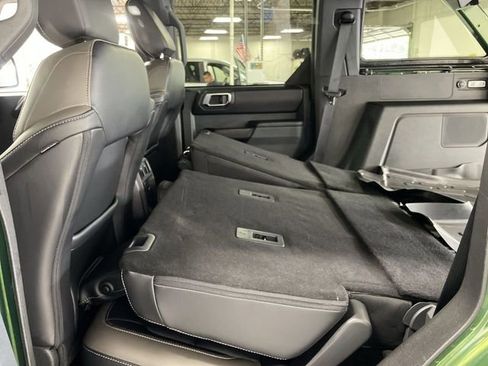 Used 2025 Ford Bronco Outer Banks w/ Sasquatch Package AWD/4WD image 24