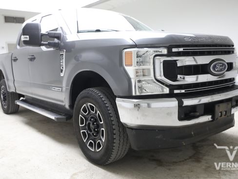 Used 2022 Ford F250 XL w/ STX Appearance Package AWD/4WD image 6