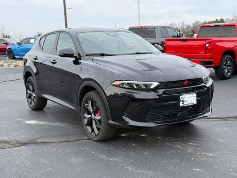 Used 2024 Dodge Hornet GT image 2