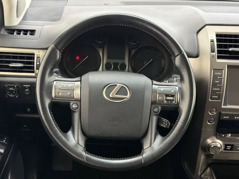 Used 2017 Lexus GX 460 w/ Navigation Package AWD/4WD image 14