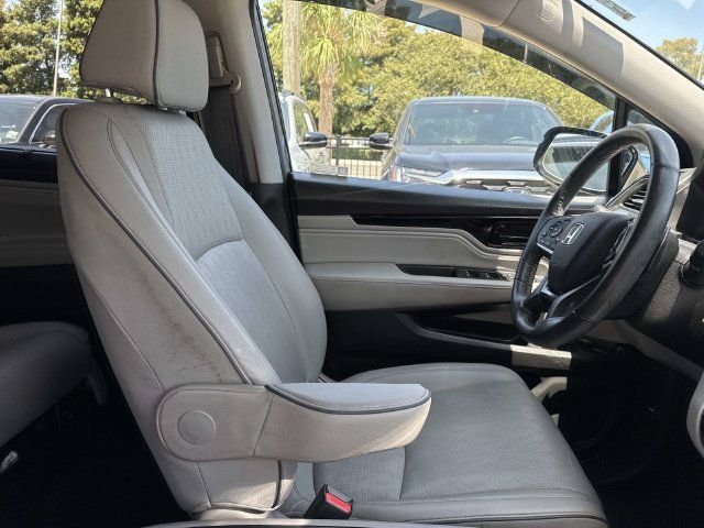Certified 2024 Honda Odyssey Elite image 11