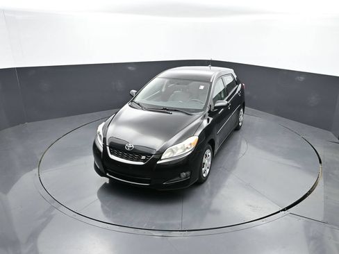 Used 2010 Toyota Matrix S AWD/4WD image 15