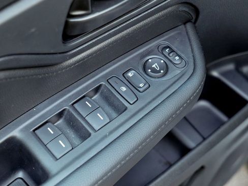 Used 2025 Honda Odyssey EX-L image 19