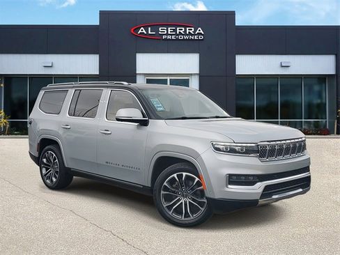 Used 2022 Jeep Grand Wagoneer Series III w/ Rear Seat Video Group 1 image 1