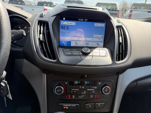 Used 2017 Ford Escape SE w/ Equipment Group 201A image 11