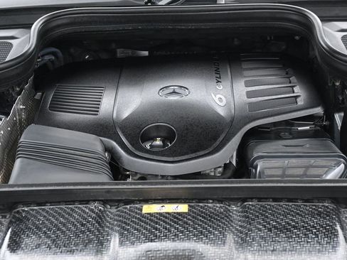 Used 2022 Mercedes-Benz GLS 450 4MATIC image 30