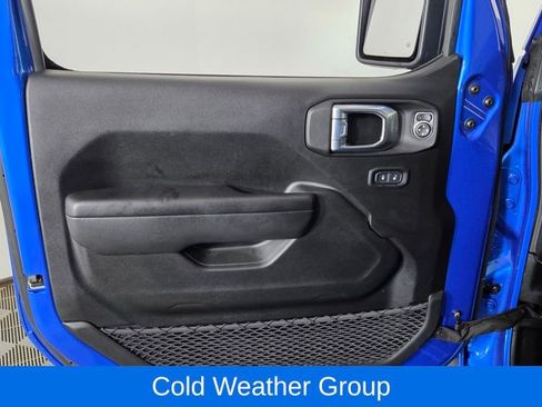 Used 2023 Jeep Gladiator Sport image 12