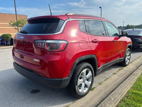 Used 2020 Jeep Compass Latitude AWD/4WD image 3