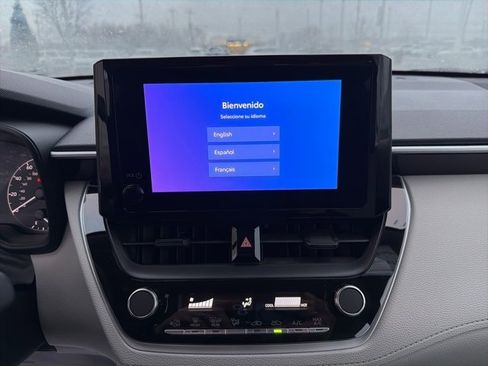 Certified 2023 Toyota Corolla Cross L image 21