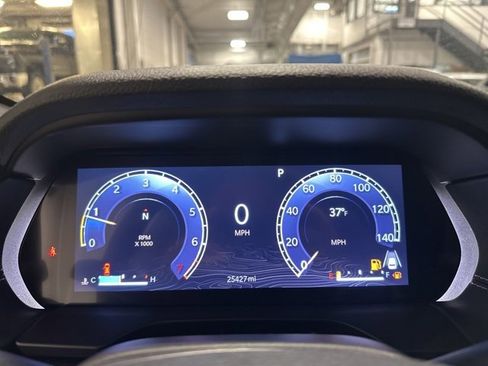 Used 2023 Jeep Grand Cherokee L Altitude image 20