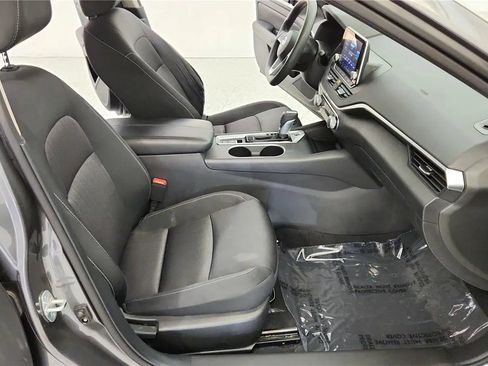 Used 2022 Nissan Altima 2.5 SV AWD/4WD image 36
