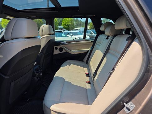 Used 2013 BMW X5 xDrive50i AWD/4WD image 17