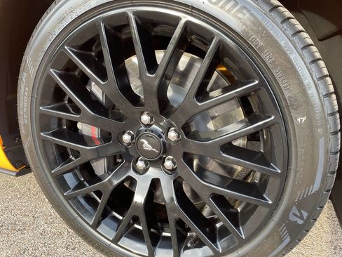 Used 2018 Ford Mustang GT Premium w/ GT Performance Package image 47