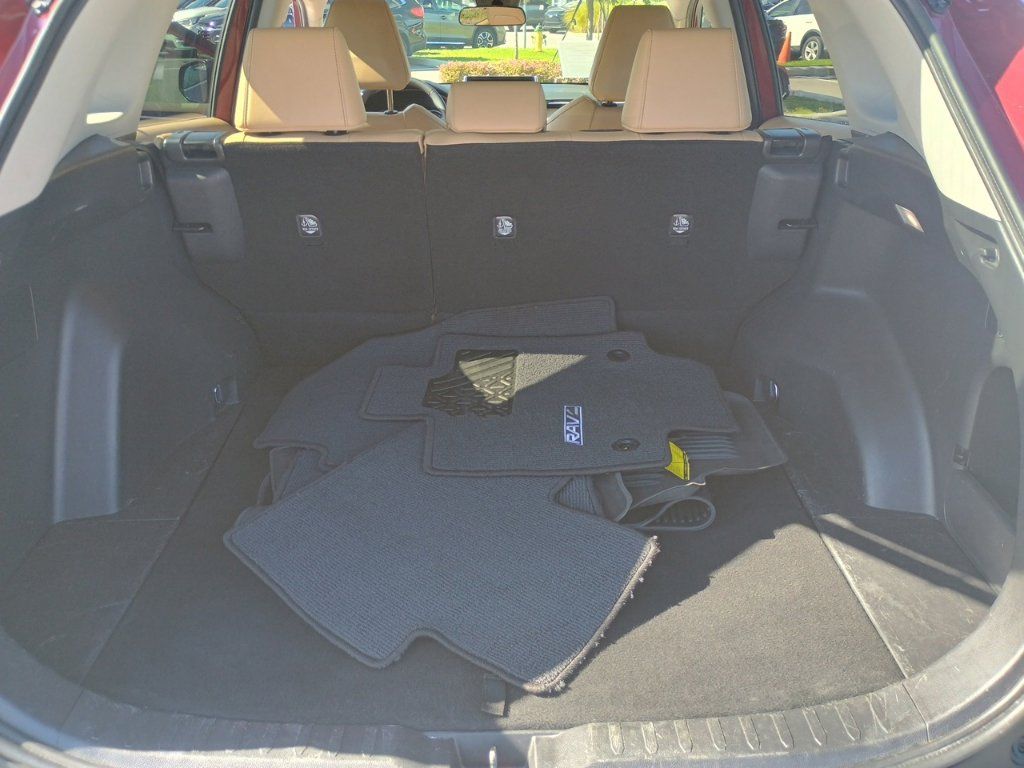 Used 2023 Toyota RAV4 XLE Premium FWD image 18