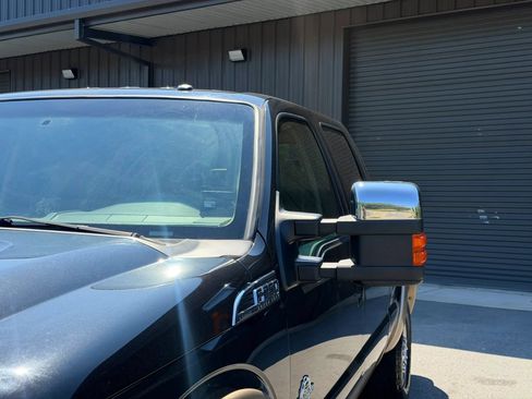 Used 2012 Ford F250 Lariat w/ Chrome Pkg AWD/4WD image 18