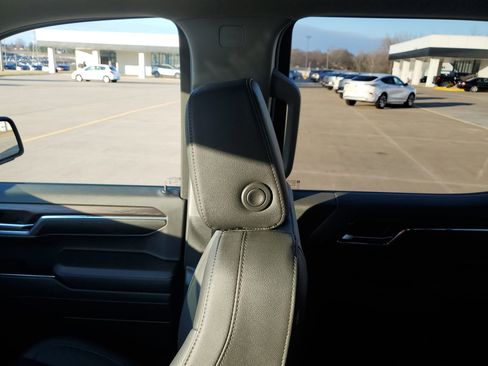 Used 2024 GMC Sierra 1500 SLT w/ SLT Premium Plus Package image 12