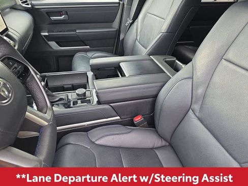 Used 2025 Toyota Sequoia Platinum AWD/4WD image 15
