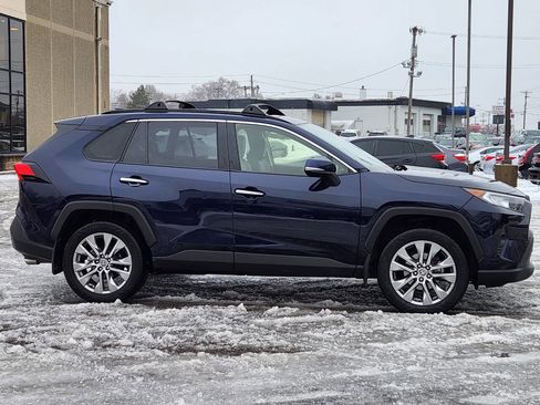 Used 2021 Toyota RAV4 Limited image 10