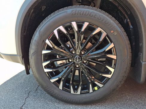 New 2026 Nissan Rogue Dark Armor AWD/4WD image 4