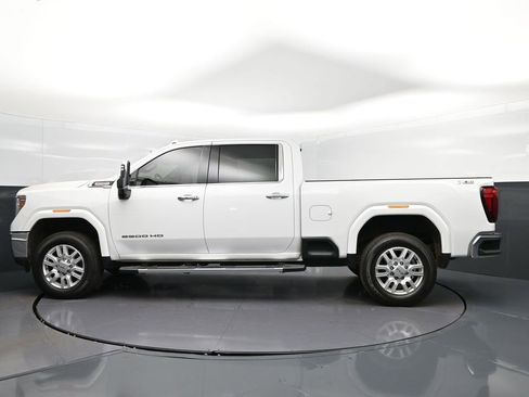 Used 2022 GMC Sierra 2500 SLT w/ SLT Preferred Package image 4