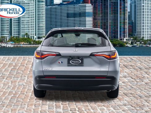 Certified 2024 Honda HR-V LX image 3