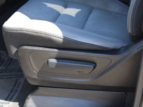 Used 2019 RAM 1500 Big Horn image 16