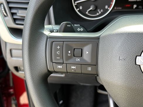 New 2026 Nissan Rogue S image 25