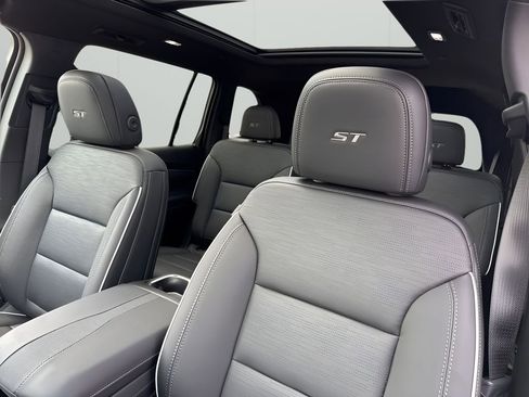 New 2025 Buick Enclave Sport Touring w/ Super Cruise Package image 30