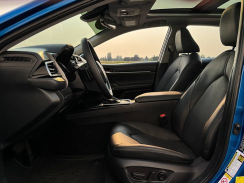 Certified 2018 Toyota Camry XSE w/ Audio Package FWD image 9